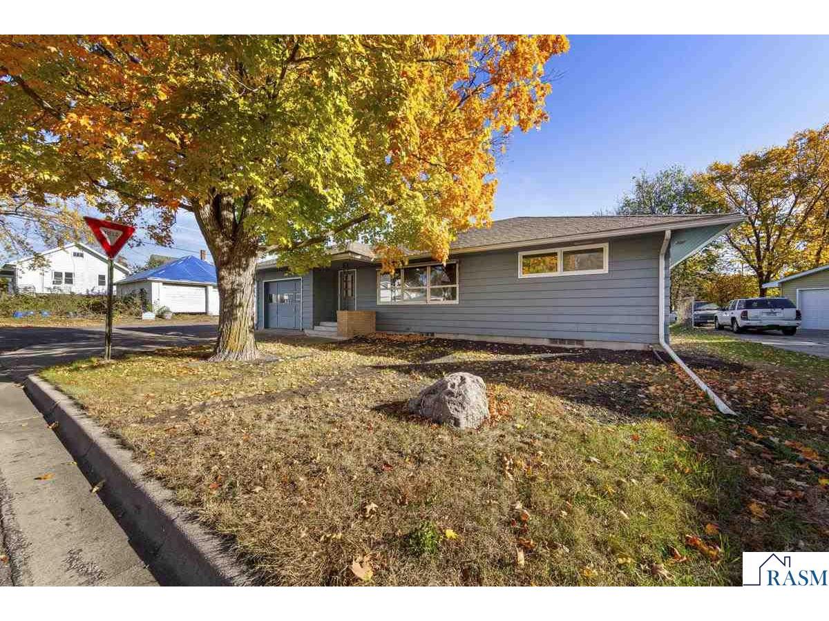 1043 Chase Avenue Gibbon MN 55334 7038921 image1