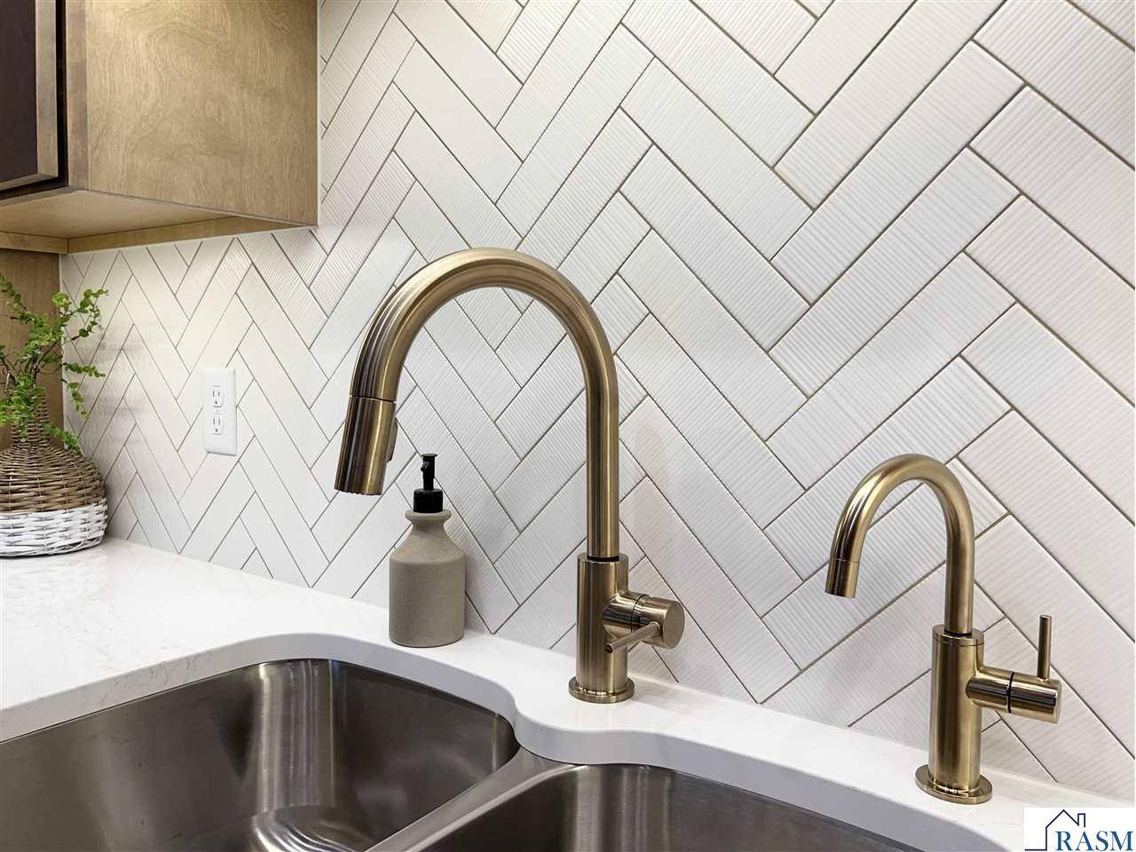 1048 Saba Boulevard Mankato MN 56001 7039229 image13