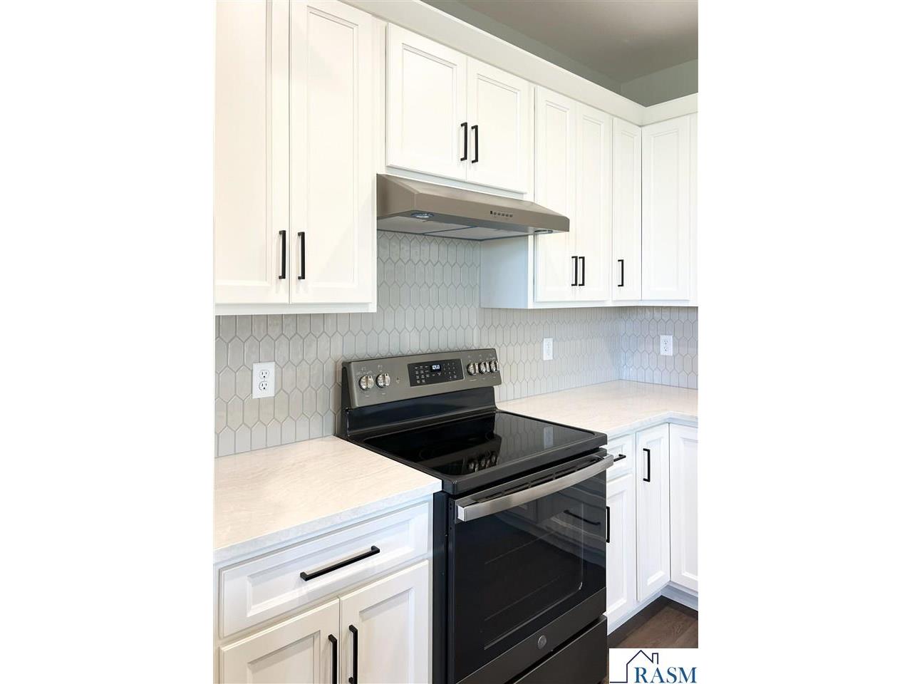 1048 Saba Boulevard Mankato MN 56001 7039229 image3