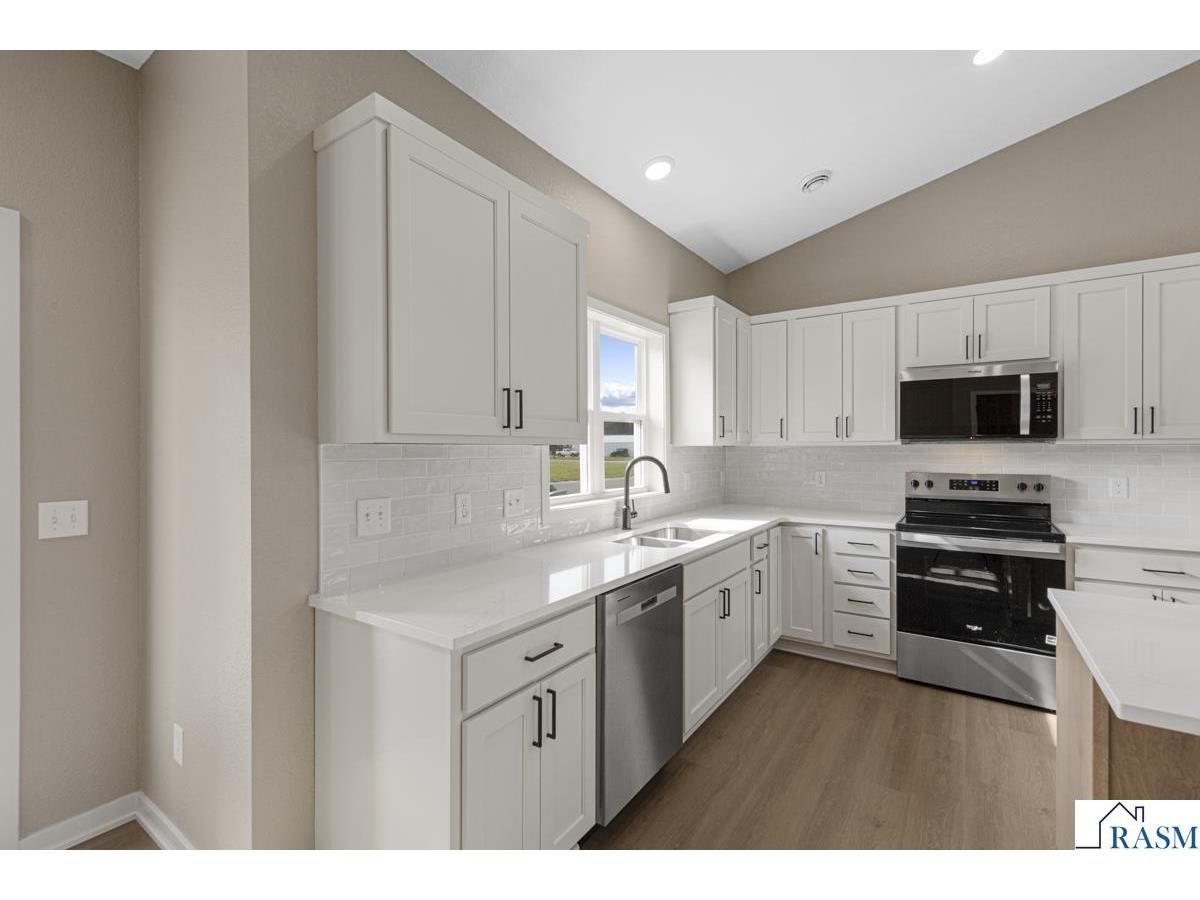 105 Gray Fox Path Eagle Lake MN 56024 7038147 image11