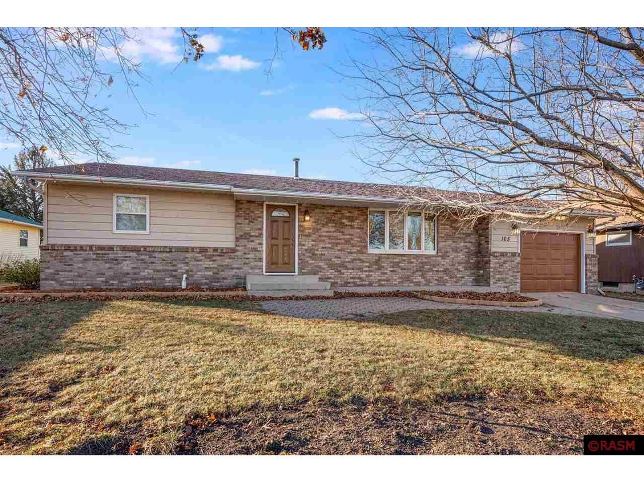 105 S 7th Ave E Avenue Truman MN 56088 7036428 image1