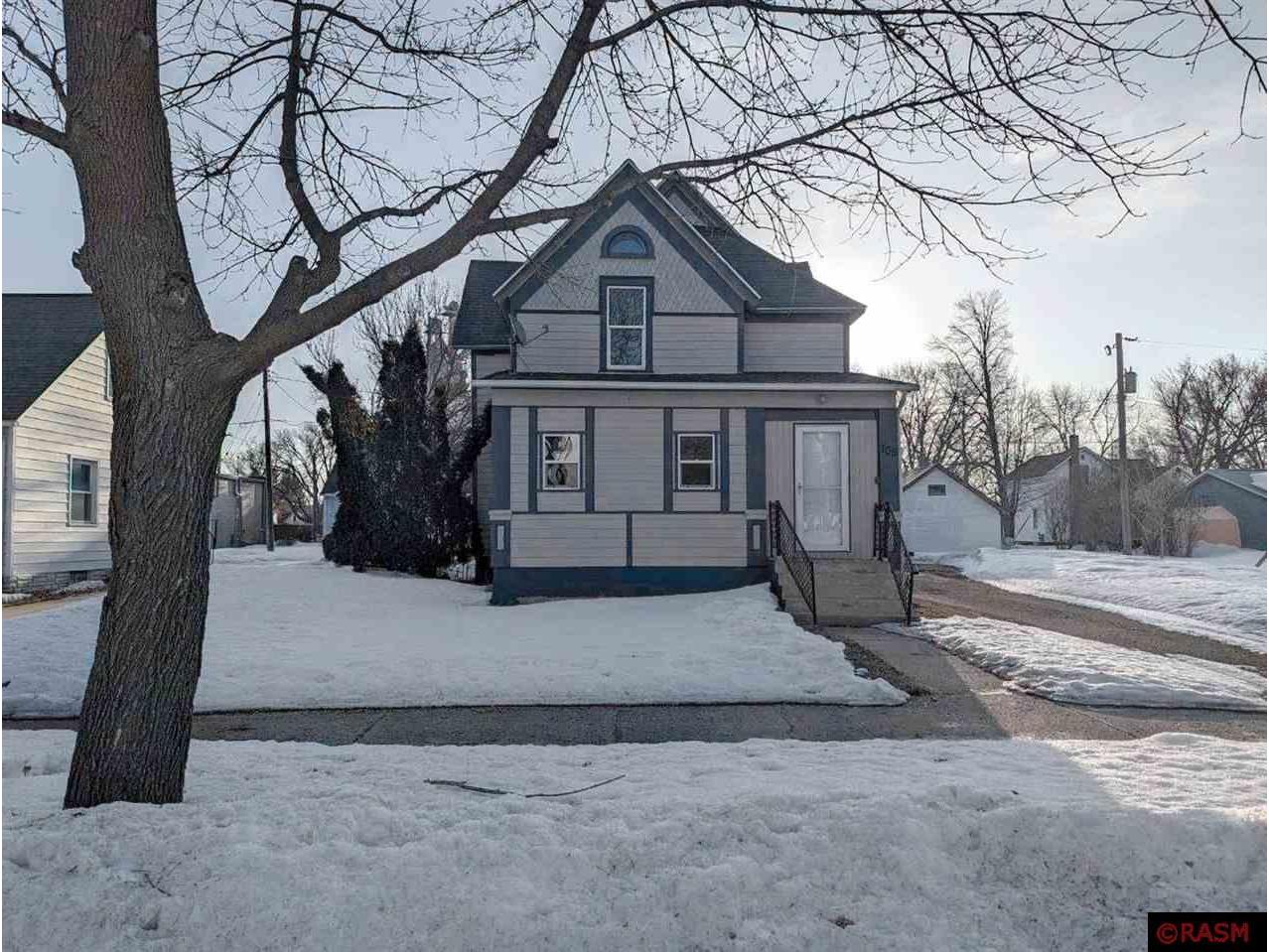 105 SE 3rd Avenue, Mapleton, MN, 56065 MLS 7605481 Edina Realty