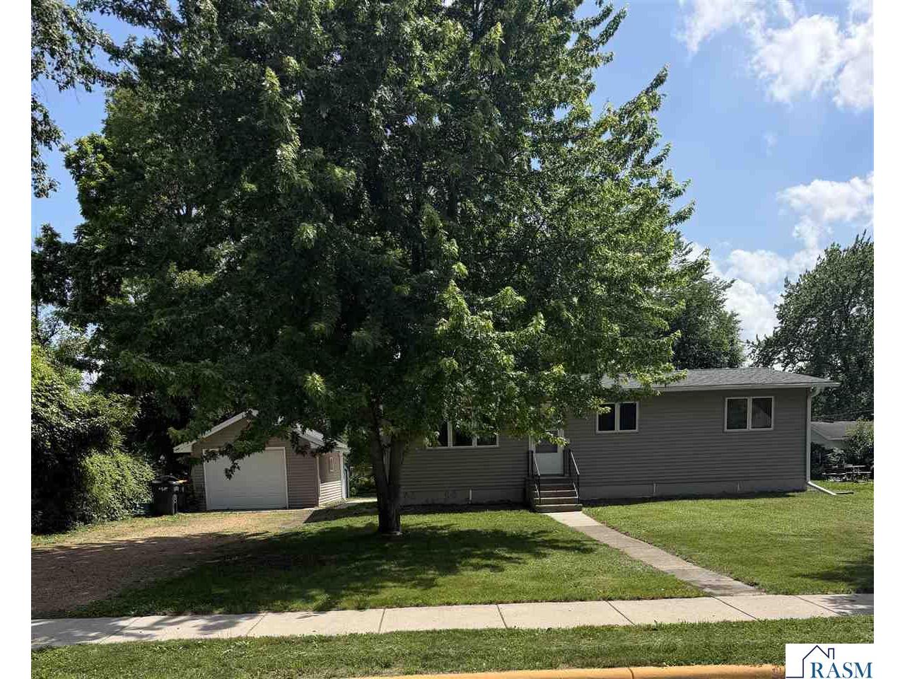 105 W Silver Street Mapleton MN 56065 267040553 image1
