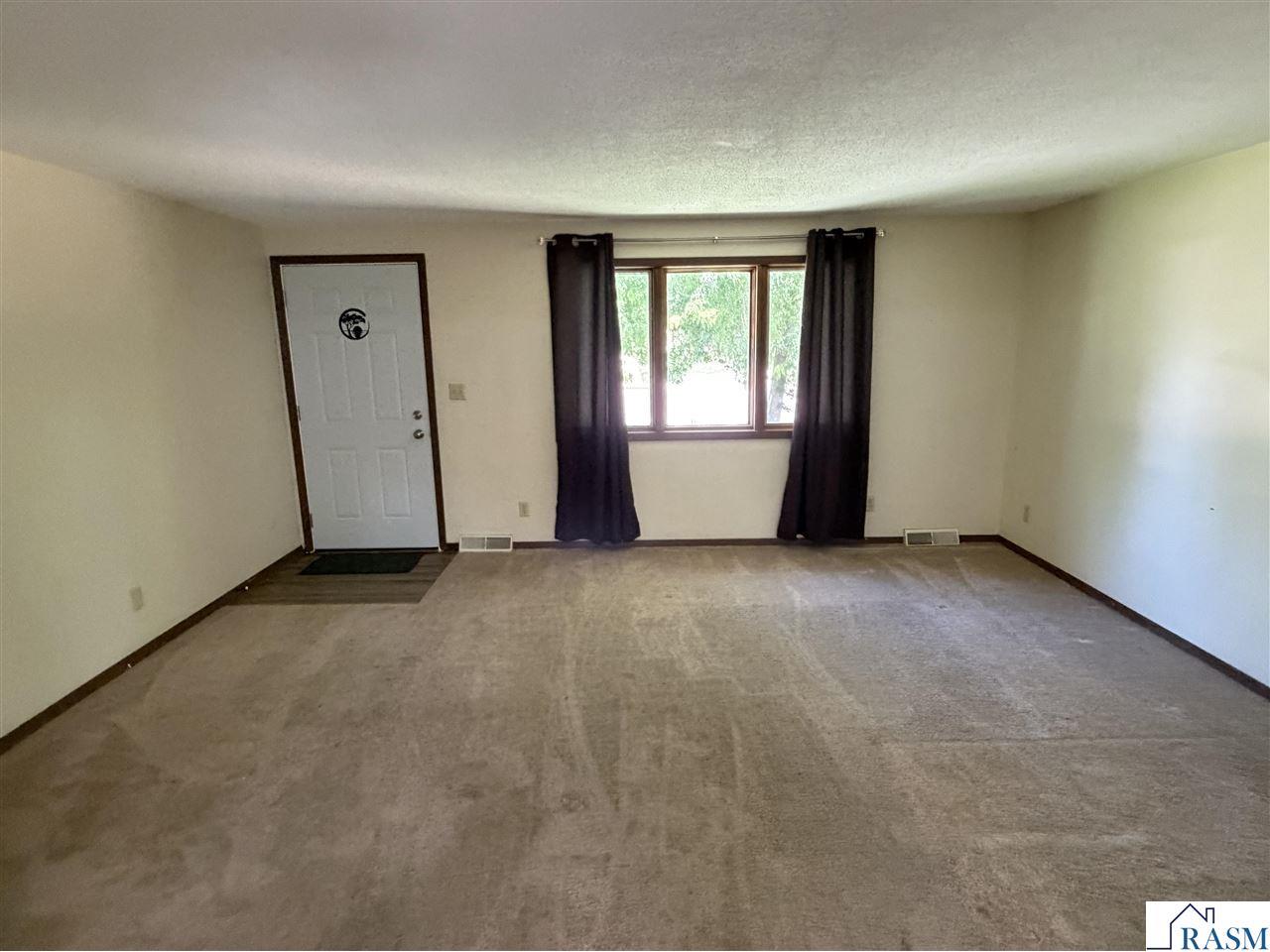 105 W Silver Street Mapleton MN 56065 267040553 image2