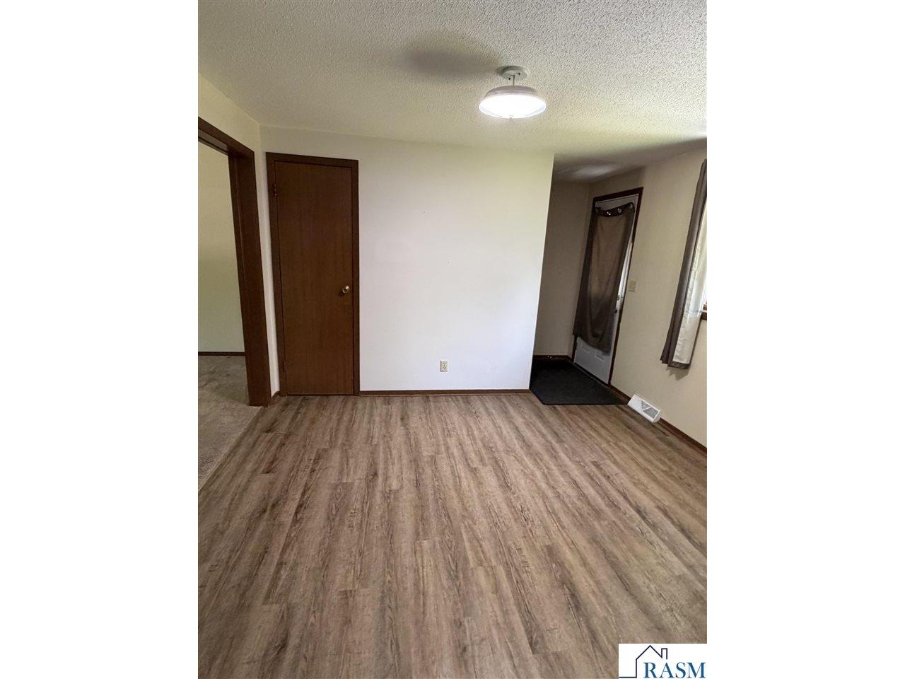 105 W Silver Street Mapleton MN 56065 267040553 image4
