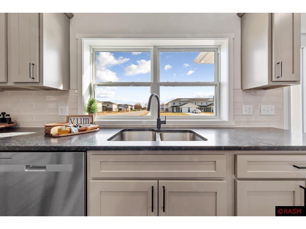 106 E Connie Lane Eagle Lake MN 56024 7038481 image11