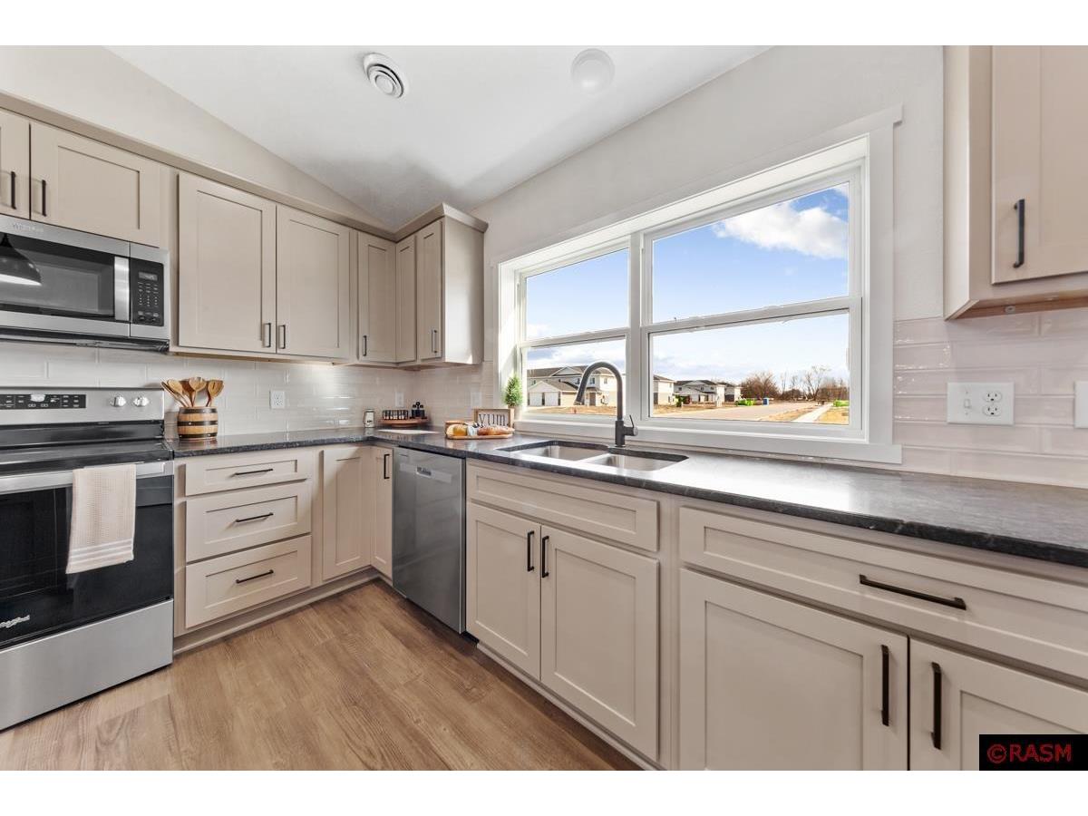 106 E Connie Lane Eagle Lake MN 56024 7038481 image12