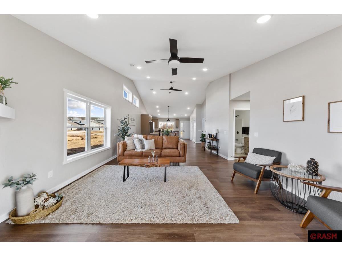 106 E Connie Lane Eagle Lake MN 56024 7038481 image19