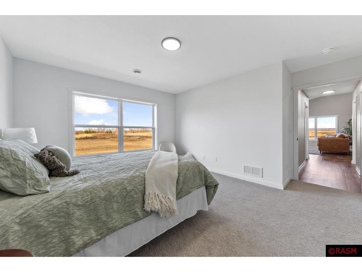 106 E Connie Lane Eagle Lake MN 56024 7038481 image28