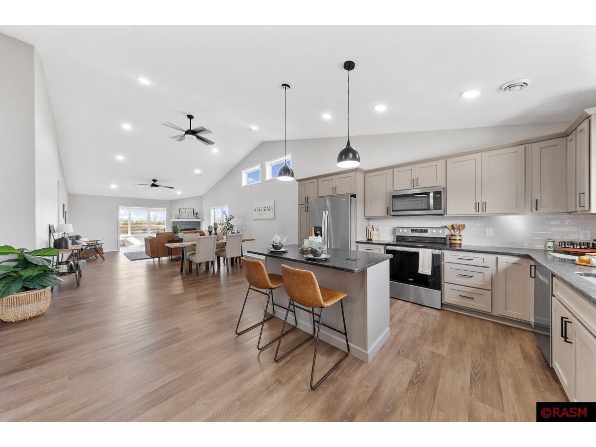 106 E Connie Lane Eagle Lake MN 56024 7038481 image5