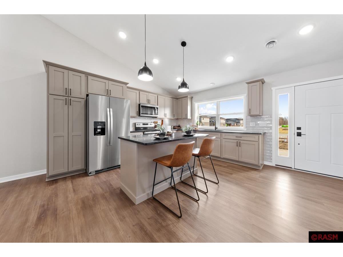 106 E Connie Lane Eagle Lake MN 56024 7038481 image7