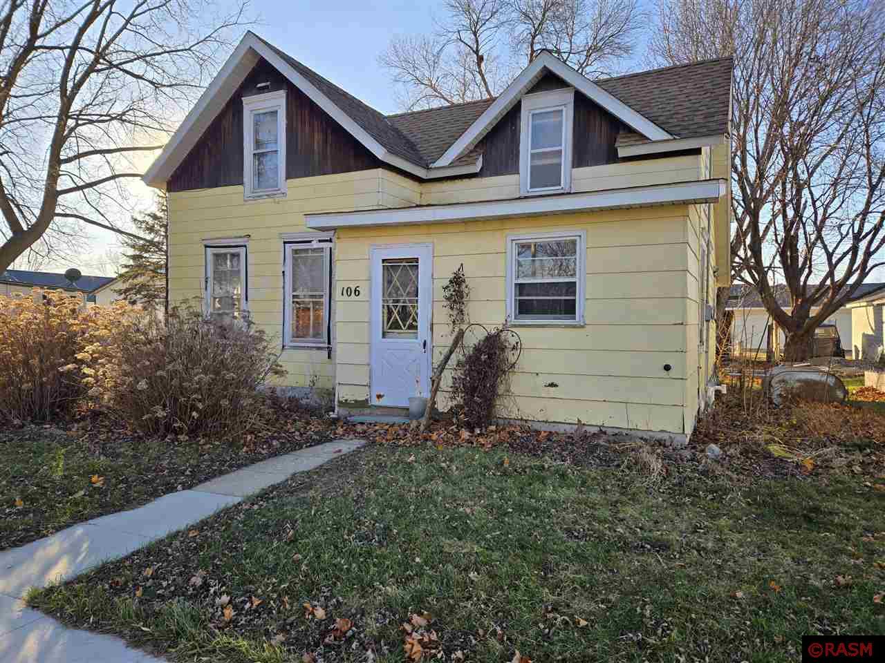 106 Summit Avenue Hanska MN 56041 7036415 image1