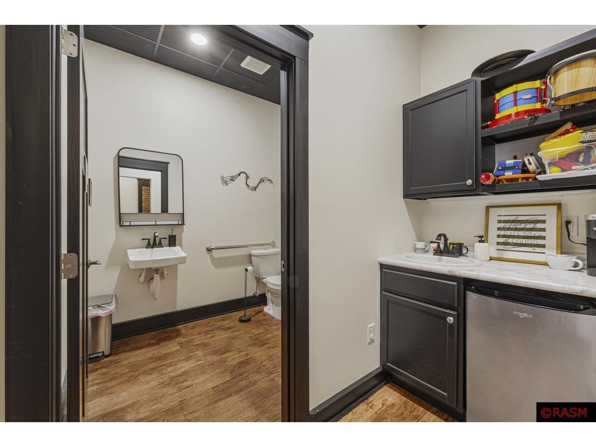 106 N Main Street Le Sueur MN 56058 7036934 image16