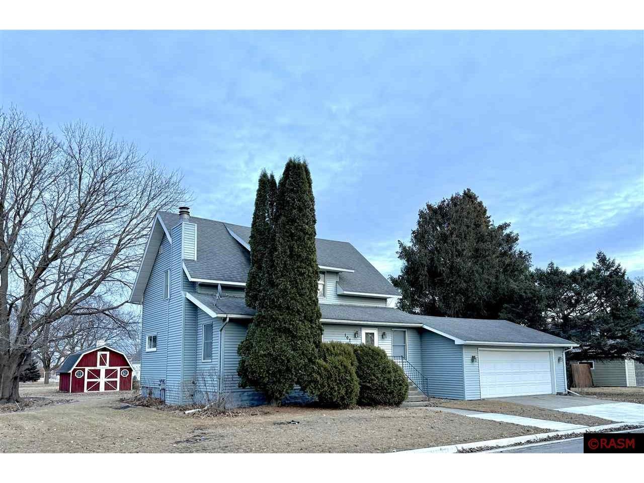 107 S Oak Street Vernon Center MN 56090 7036815 image1