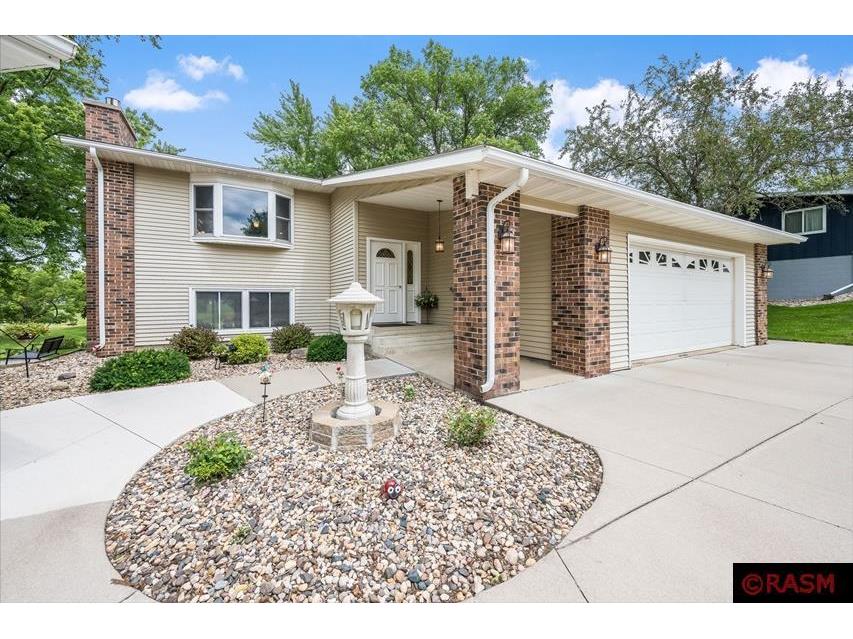 107 Smith Drive Blue Earth MN 56013 7035314 image1