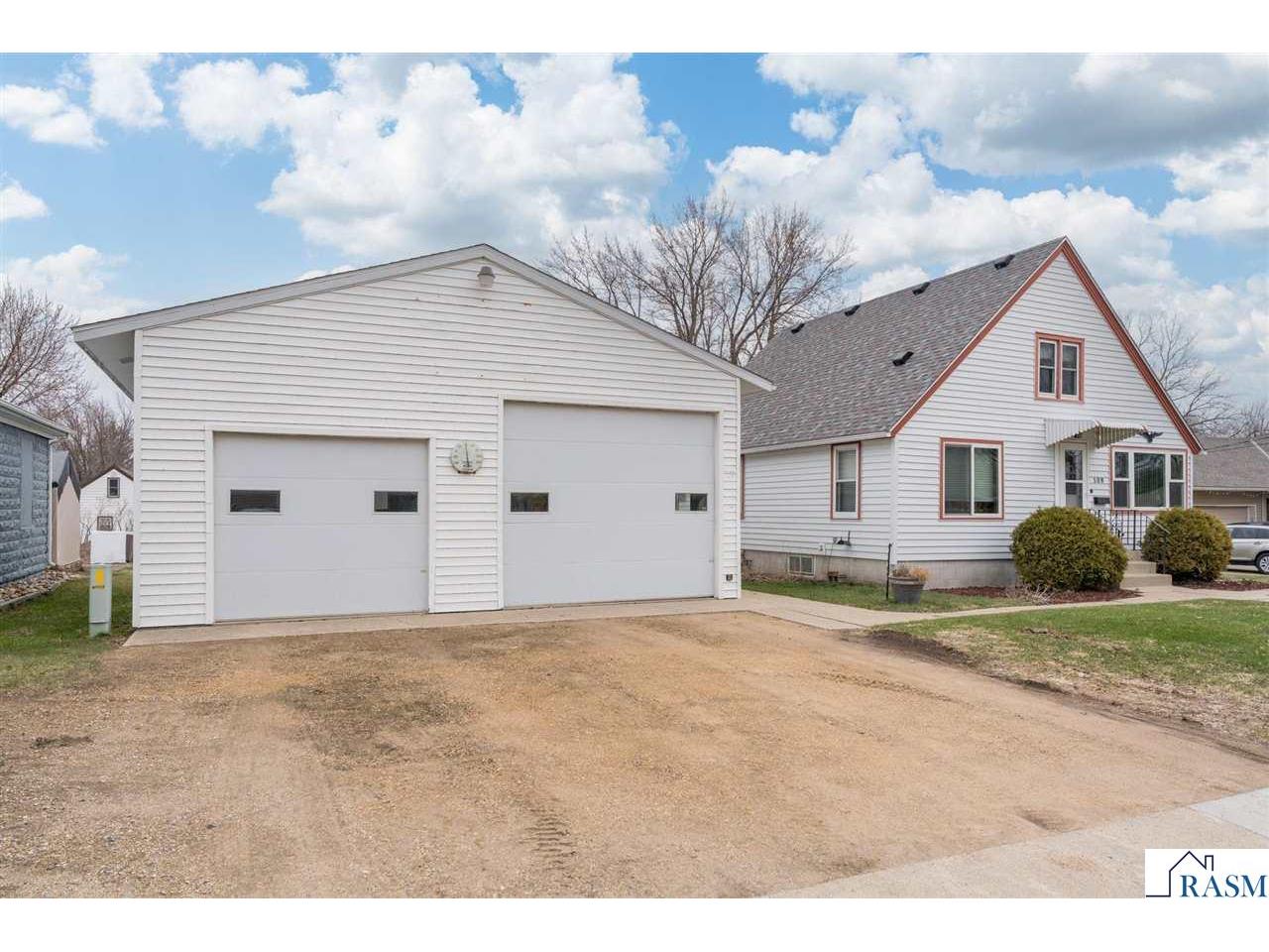 108 LeRay Ave Eagle Lake MN 56024 7039881 image1