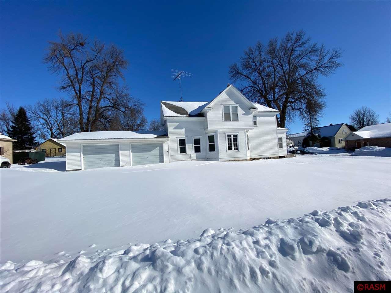 108 W 3rd Street, Winthrop, MN 55396 MLS 7025841 Edina Realty