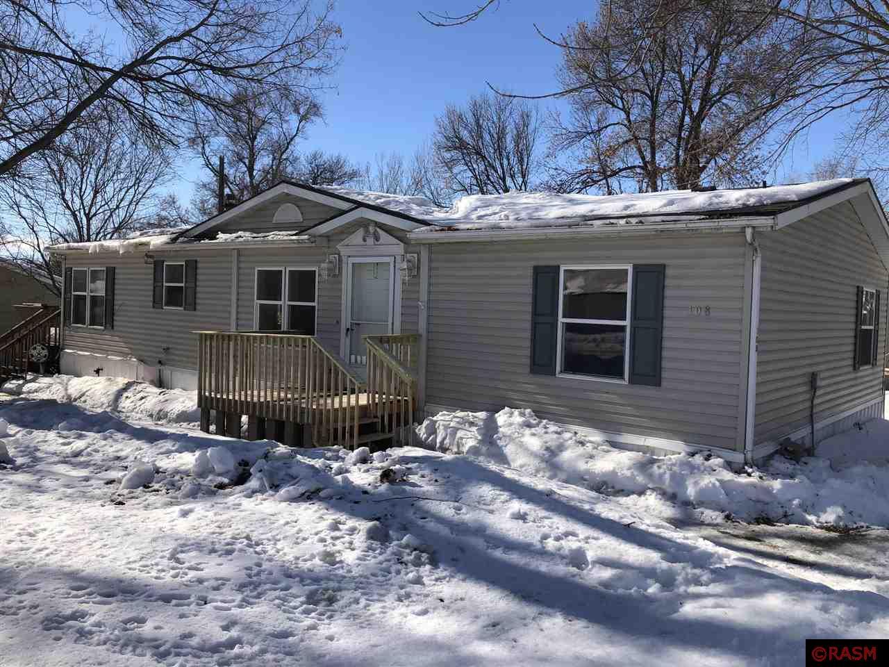 108 W Blessum Street Hanska MN 56041 7031653 image1