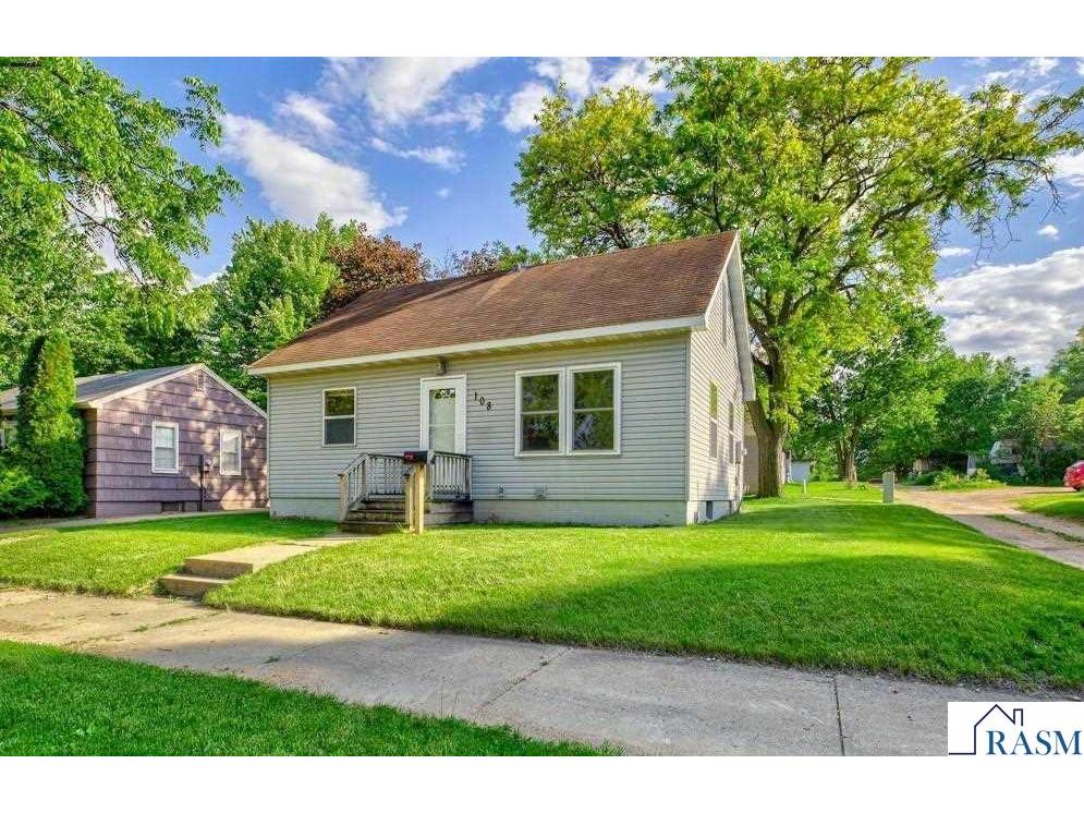 108 W Locust Street Saint Peter MN 56082 7038853 image1