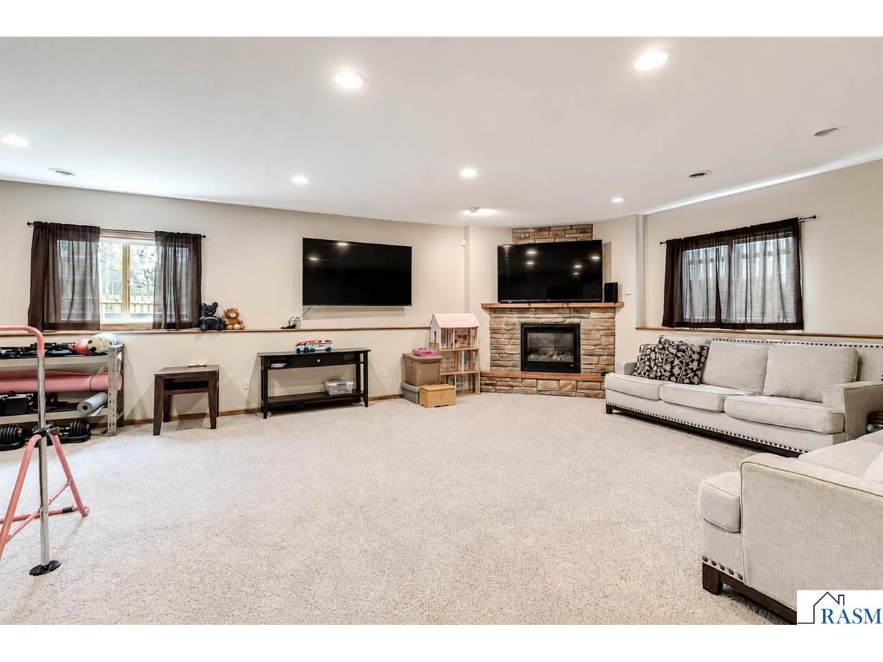 109 Cougar Drive Mankato MN 56001 267040994 image12