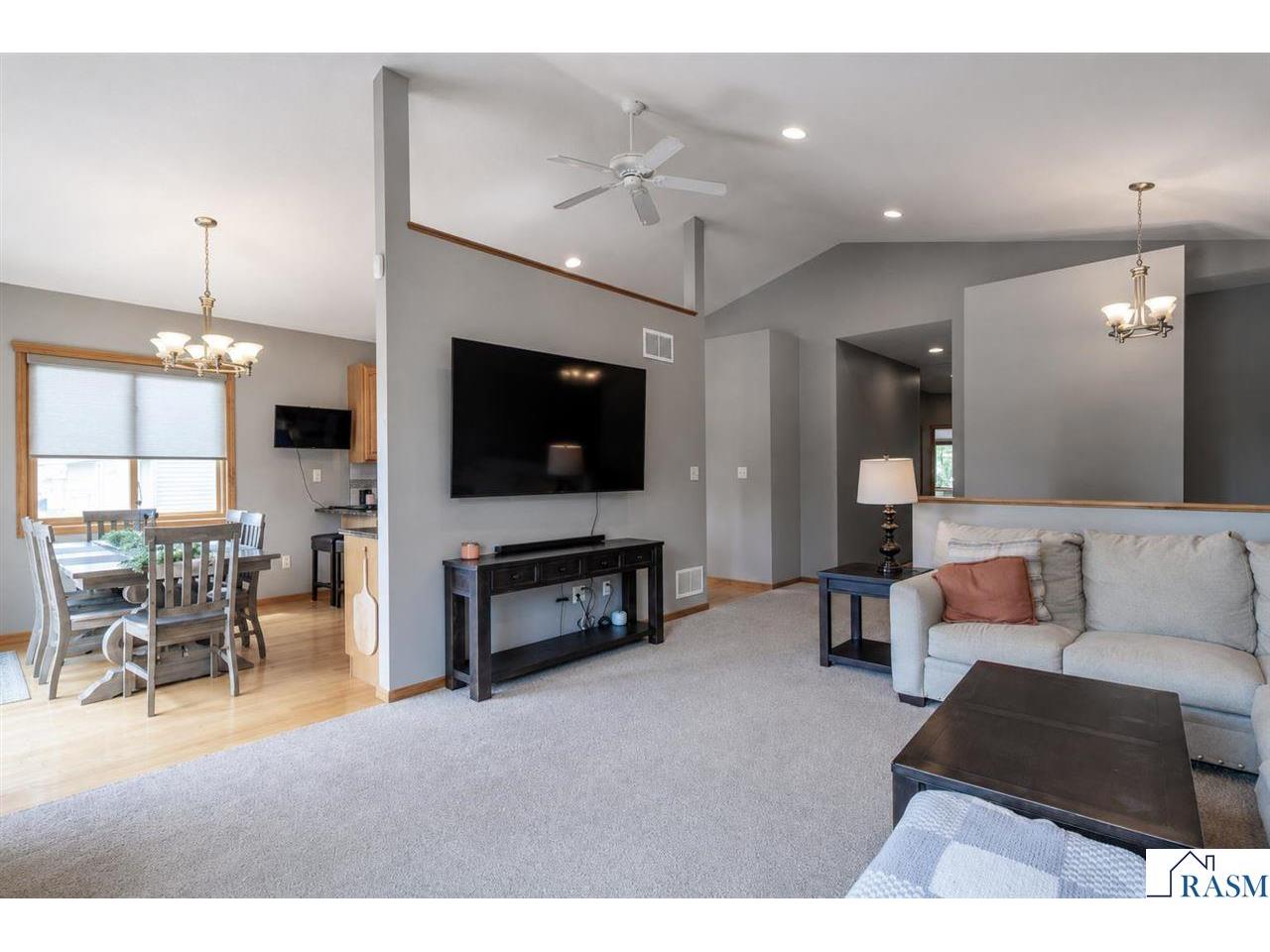 109 Cougar Drive Mankato MN 56001 267040994 image2