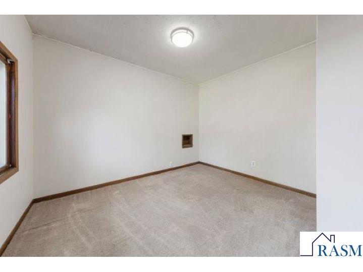 109 Florence Street Mankato MN 56001 267040549 image17