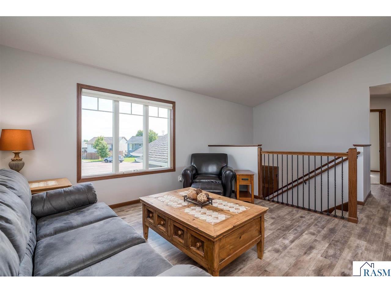 109 cypress Court Mankato MN 56001 267040614 image16