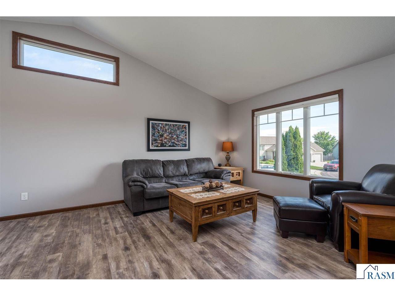 109 cypress Court Mankato MN 56001 267040614 image17
