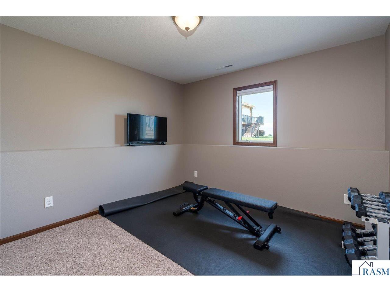 109 cypress Court Mankato MN 56001 267040614 image25