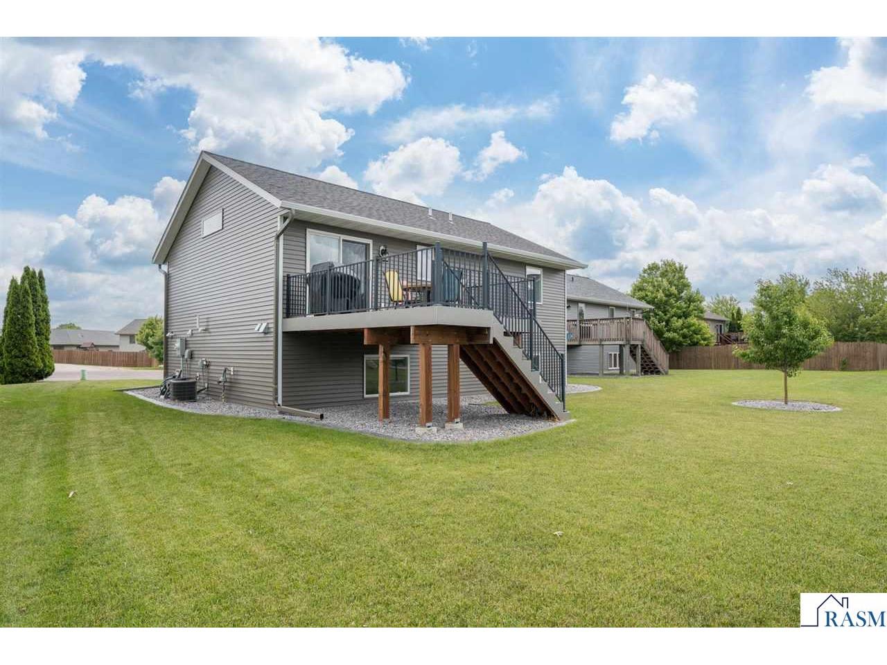 109 cypress Court Mankato MN 56001 267040614 image3