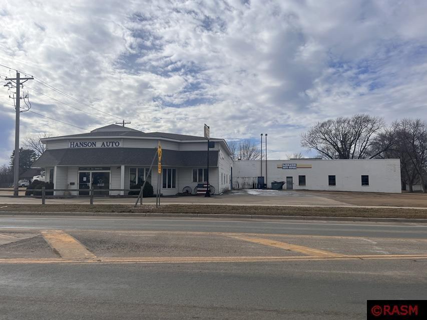 112 S Grove Street Blue Earth MN 56013 7034336 image1