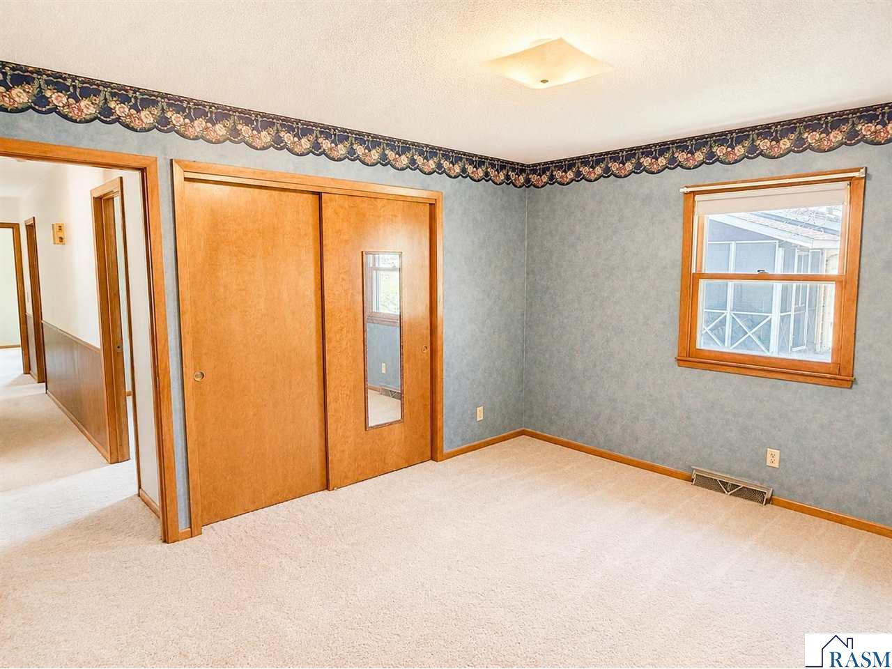 1101 N Armstrong Boulevard Saint James MN 56081 7040033 image16