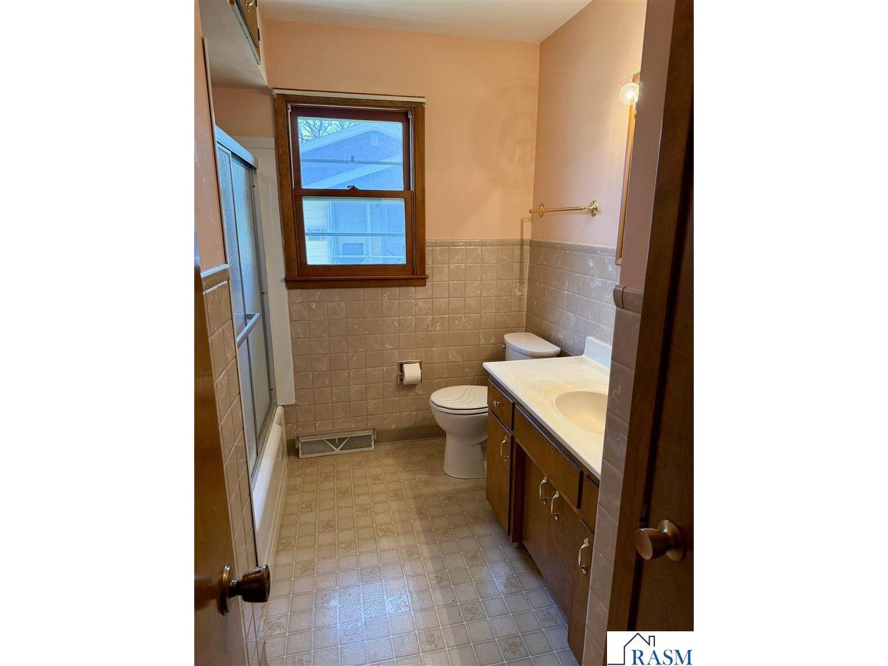 1101 N Armstrong Boulevard Saint James MN 56081 7040033 image20