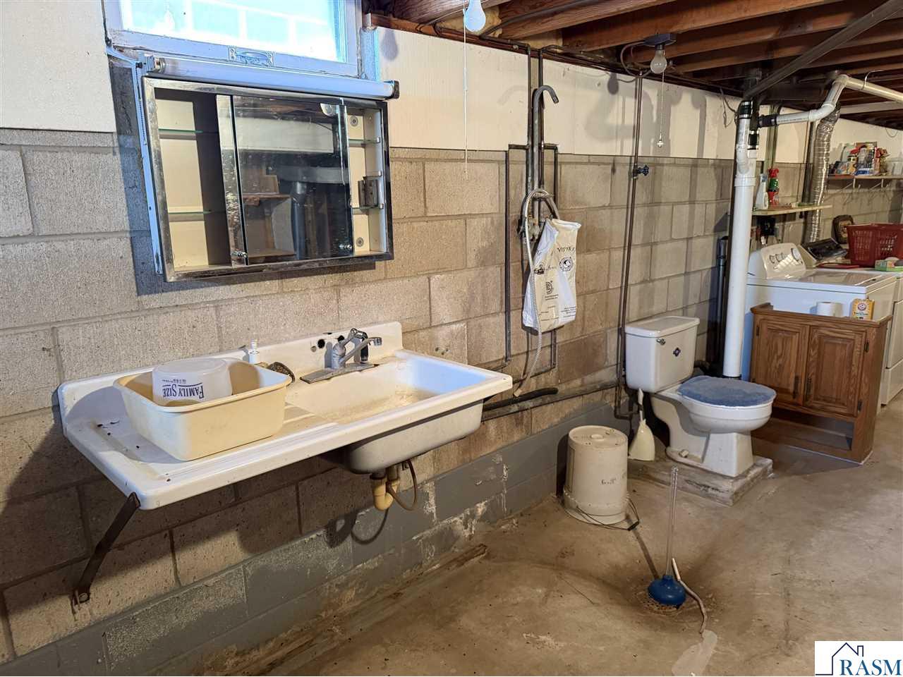1101 N Armstrong Boulevard Saint James MN 56081 7040033 image32