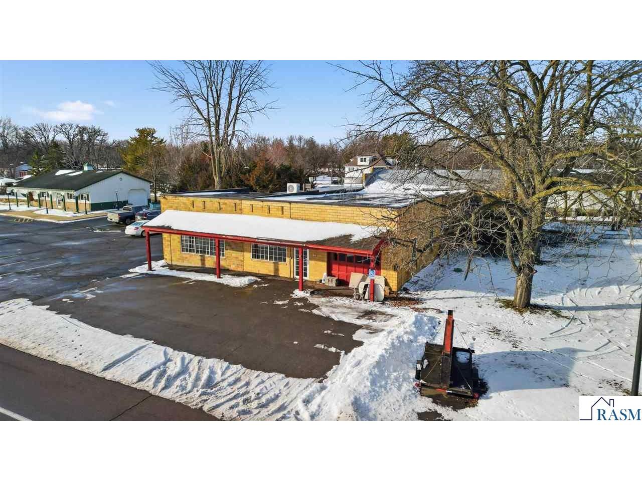 1101 N State Street Waseca MN 56093 7039277 image1