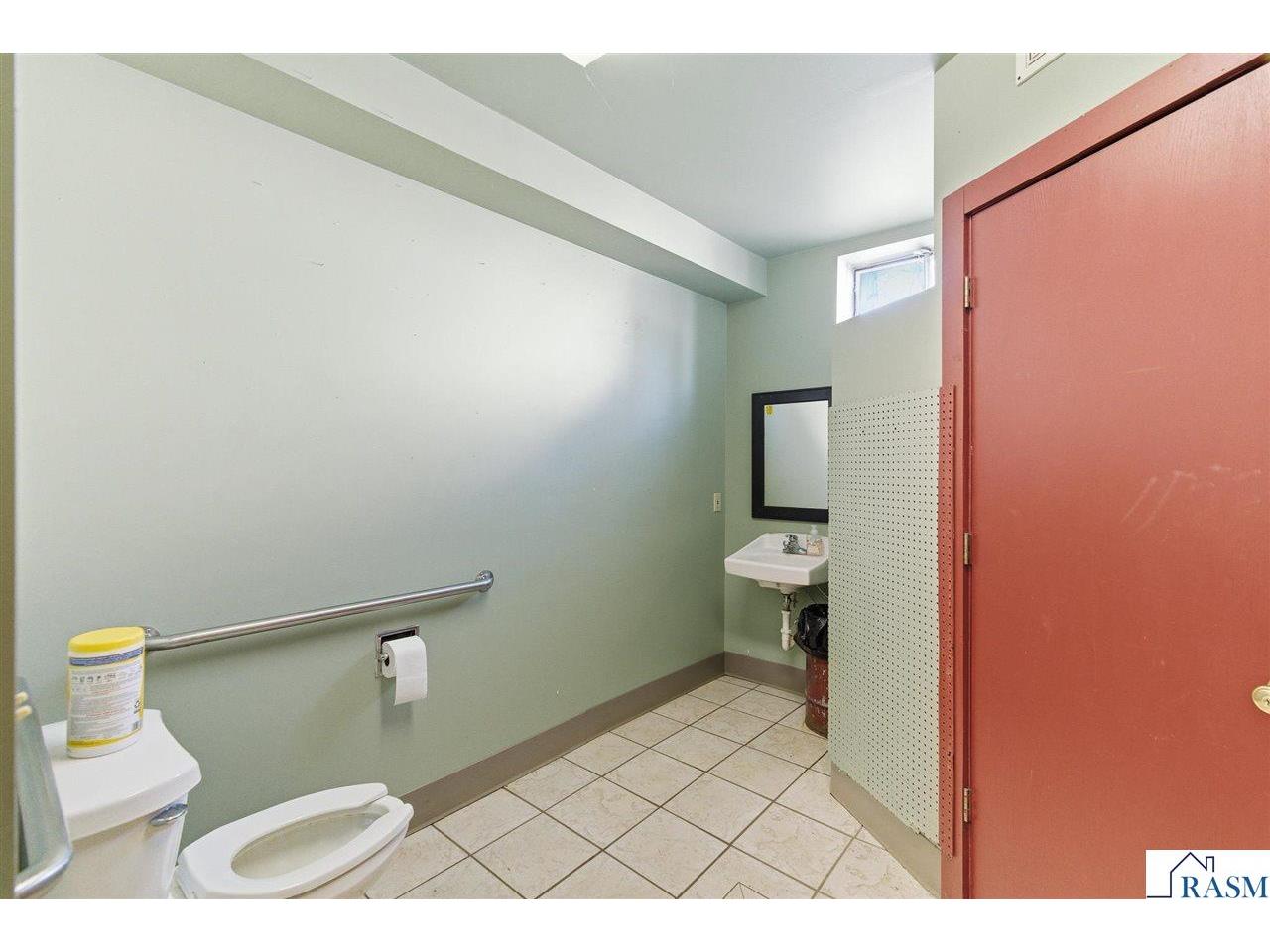 1101 N State Street Waseca MN 56093 7039277 image21