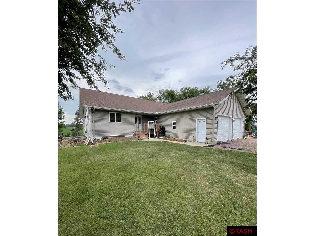 1103 70th Avenue Sherburn MN 56171 7032759 image1