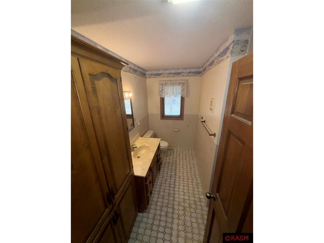 1106 Fourth Street Court North Saint James MN 56081 7036177 image32