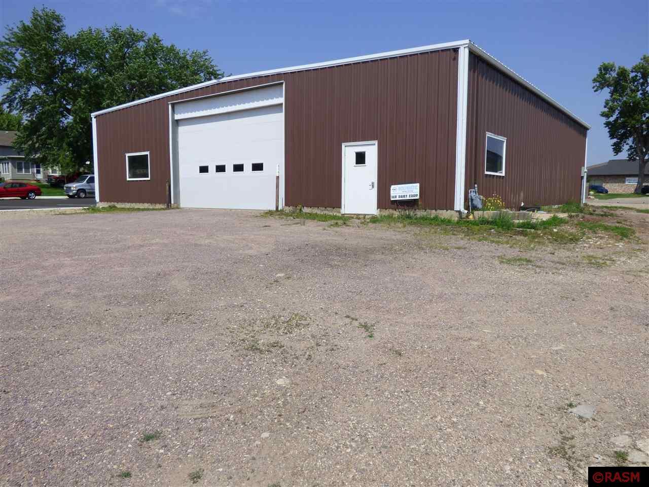 111 W 2nd Street Winthrop MN 55396 7037532 image3