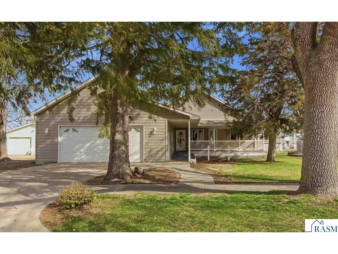 111 W 5th Avenue Minnesota Lake MN 56068 7039914 image1
