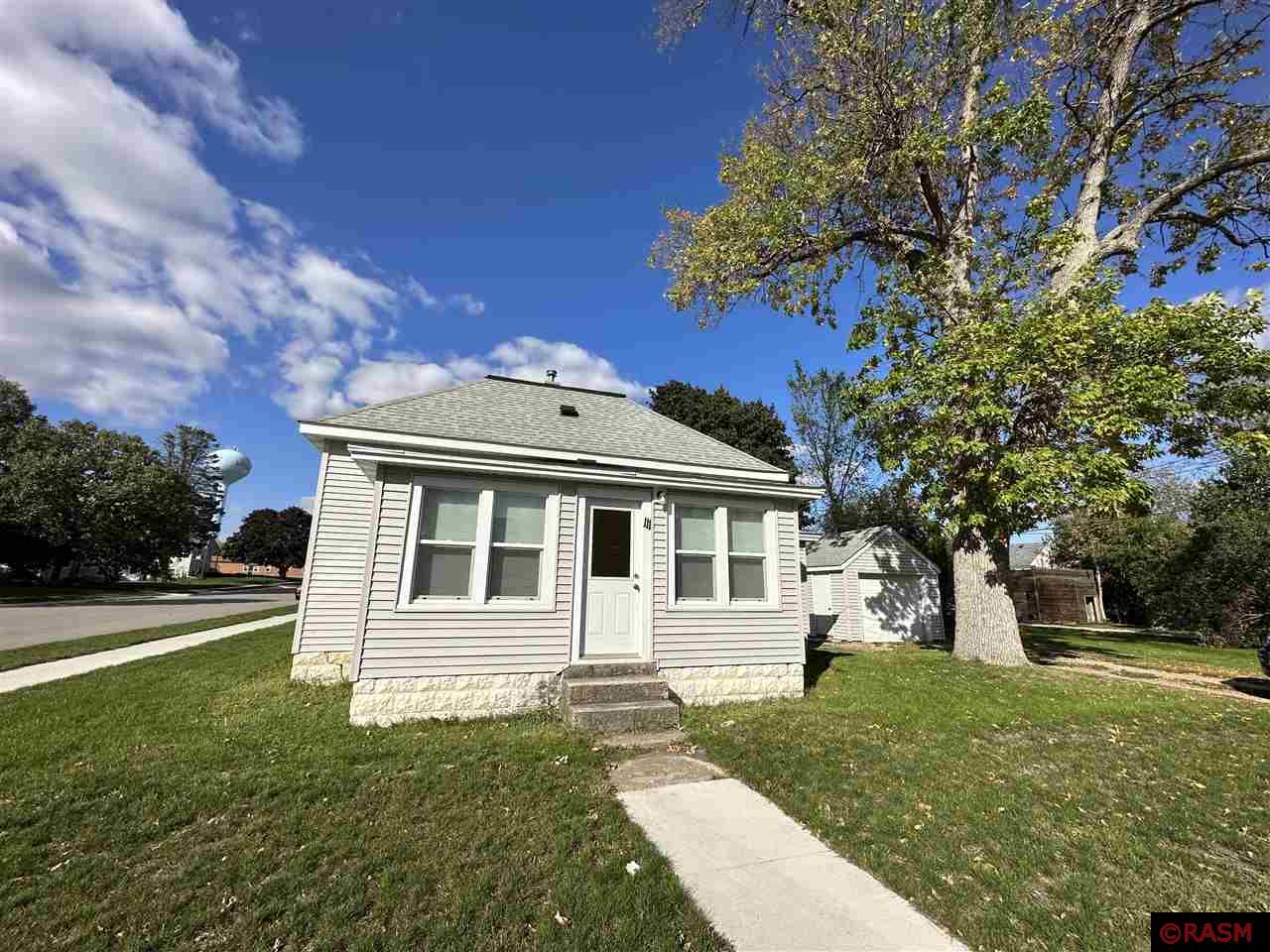 111 W Watonwan Street Lake Crystal MN 56055 7033532 image1