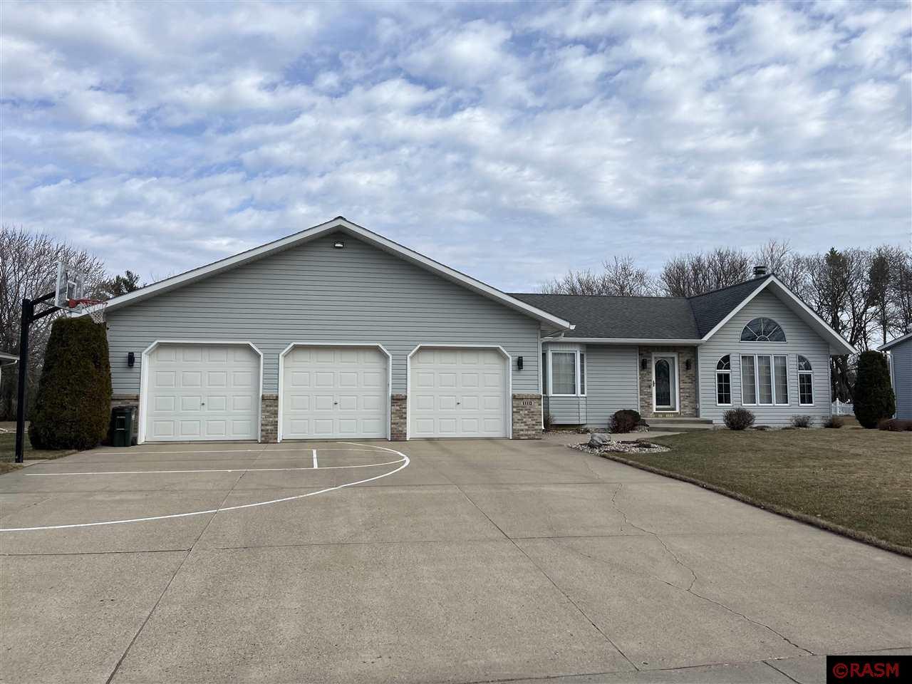 1110 N 5th Street Saint James MN 56081 7034420 image1