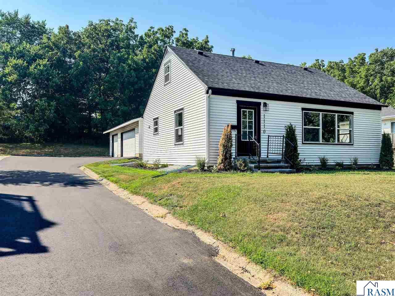 1110 S Washington Avenue Saint Peter MN 56082 267040748 image1