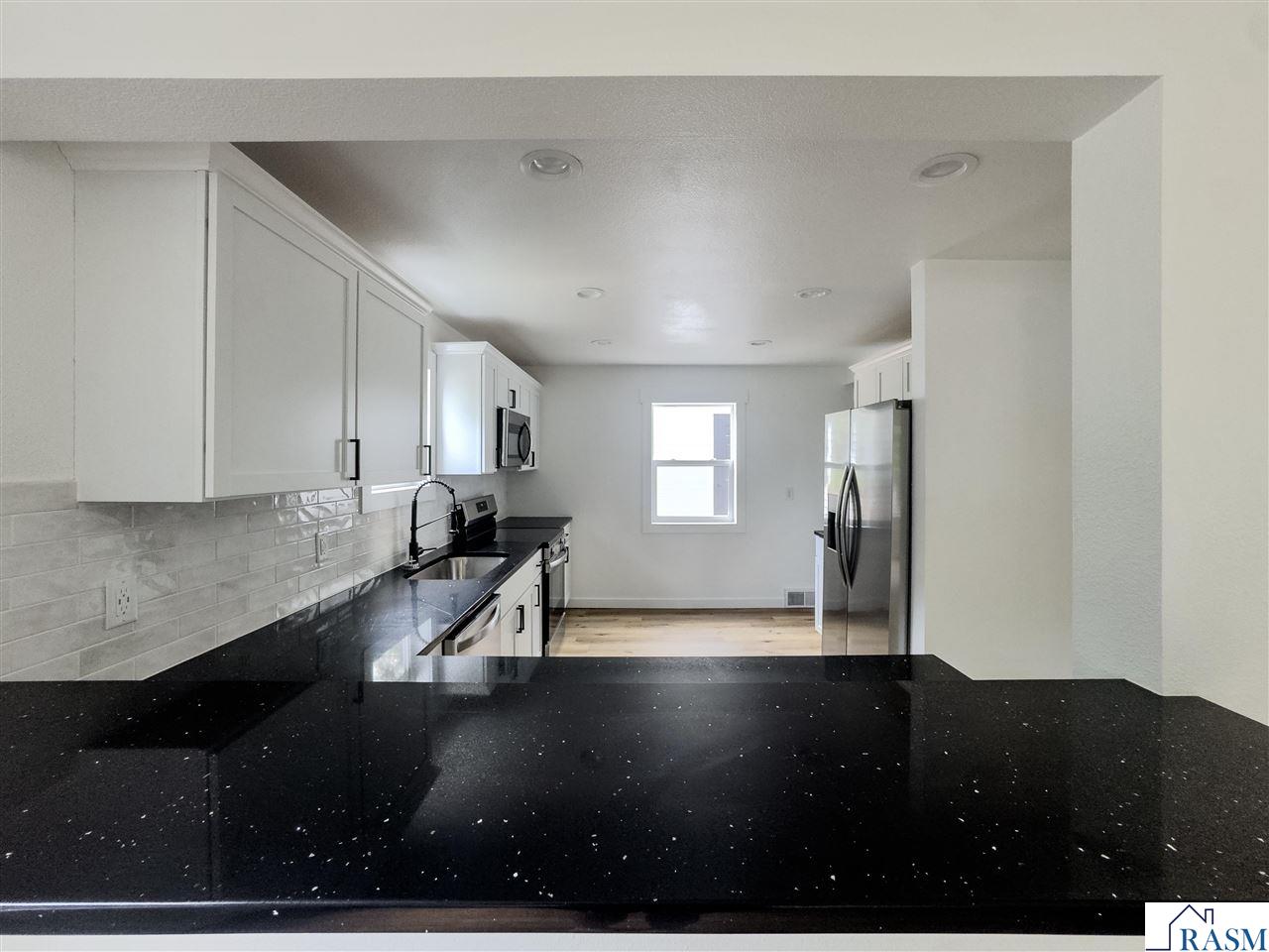 1110 S Washington Avenue Saint Peter MN 56082 267040748 image11