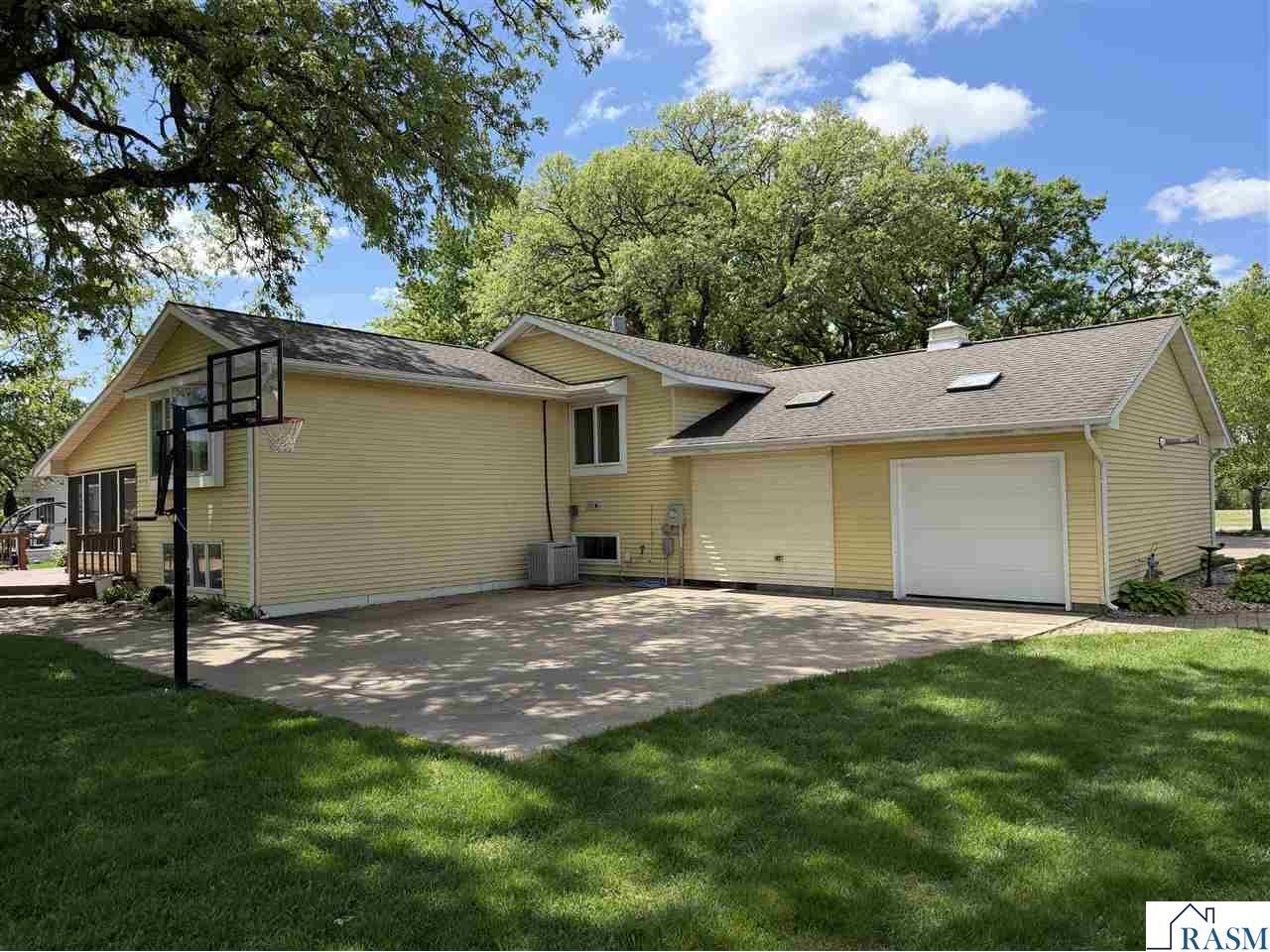 1111 Summit Avenue New Ulm MN 56073 7040345 image6