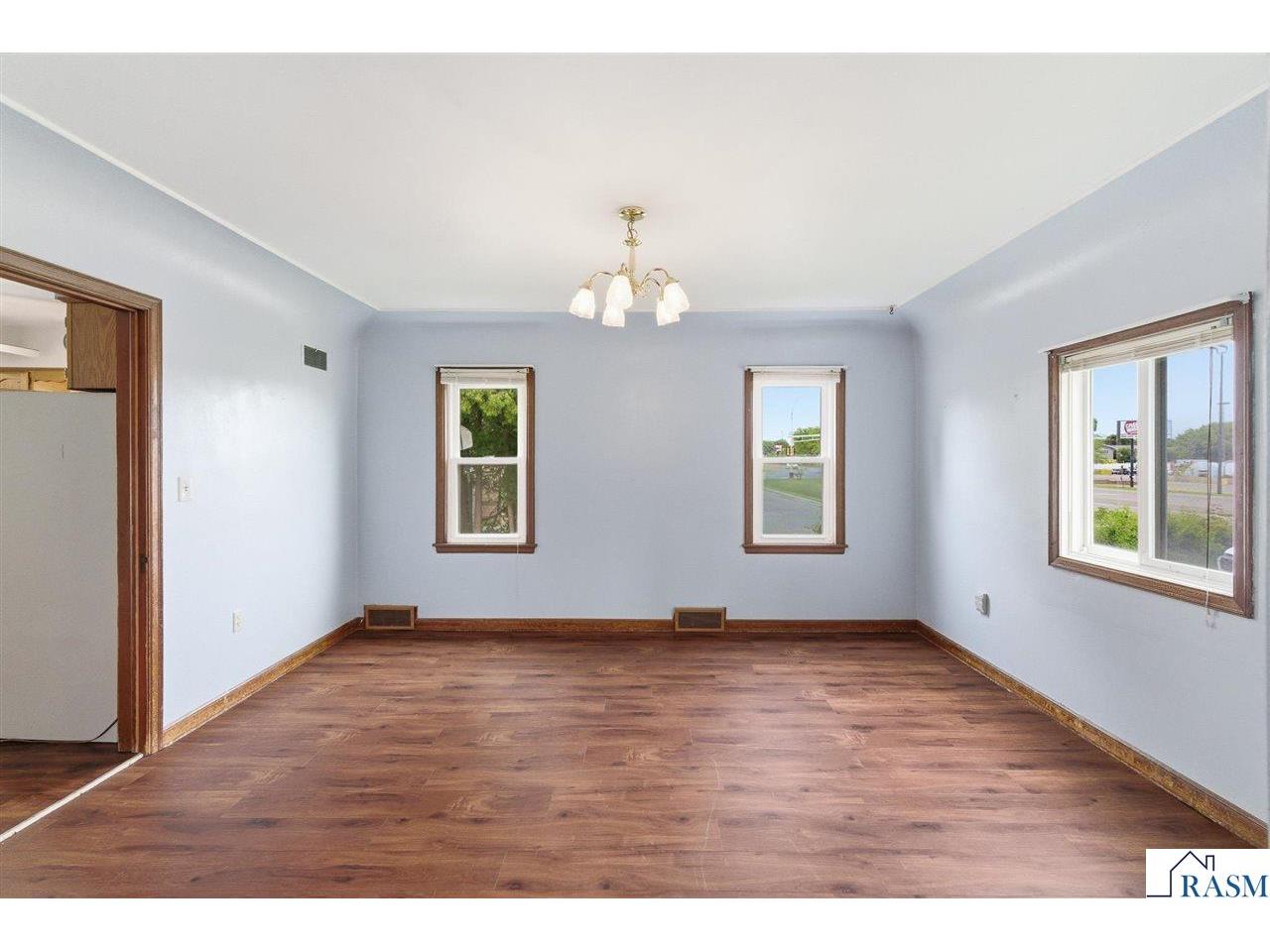 1113 N State Street Waseca MN 56093 267040572 image16