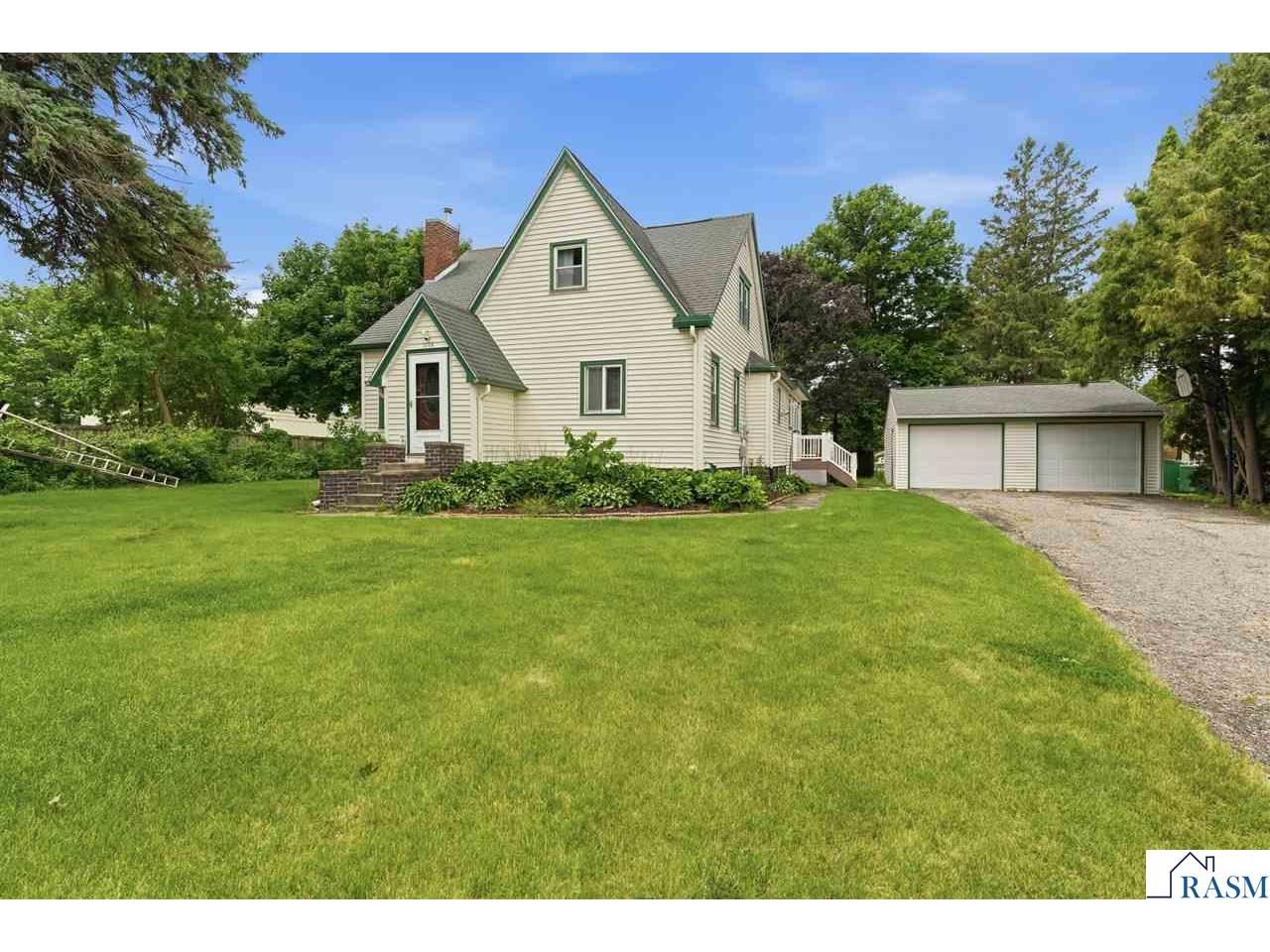 1113 N State Street Waseca MN 56093 267040572 image4