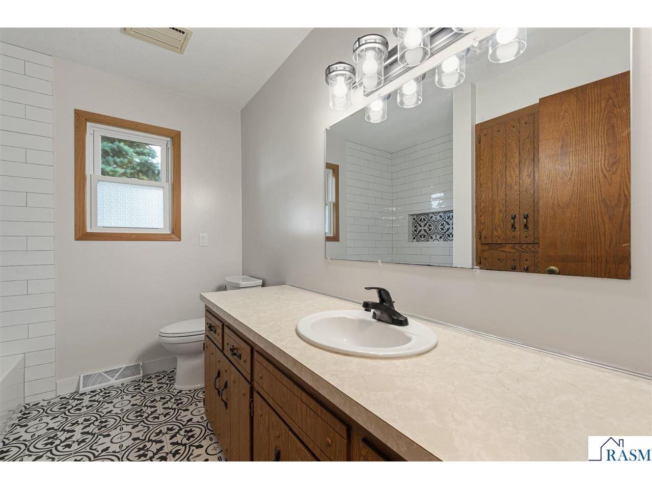 1114 10th Street Gaylord MN 55334 267040761 image17