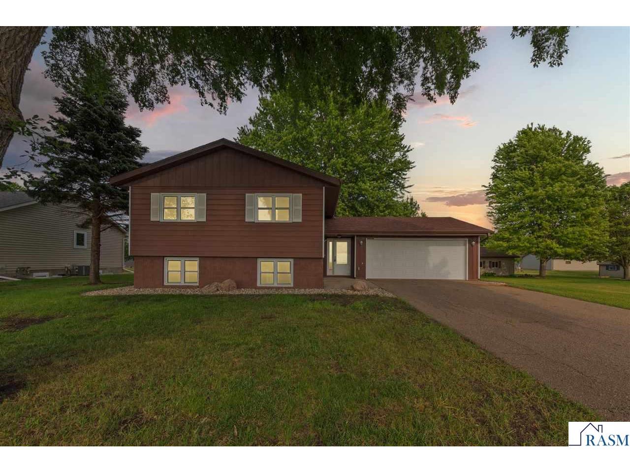 1114 10th Street Gaylord MN 55334 267040761 image2
