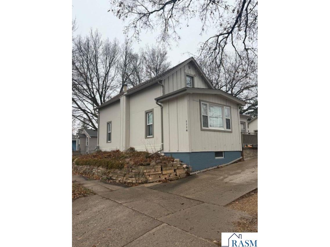 1114 Prairie Avenue N Avenue Fairmont MN 56031 7039099 image1